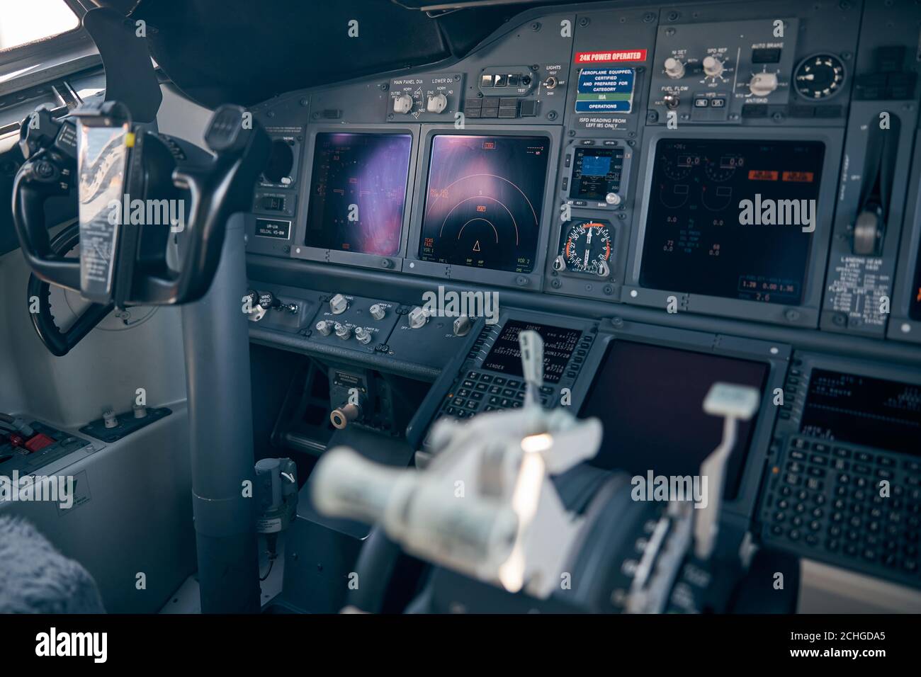 Flight deck control hires stock photography and images Alamy