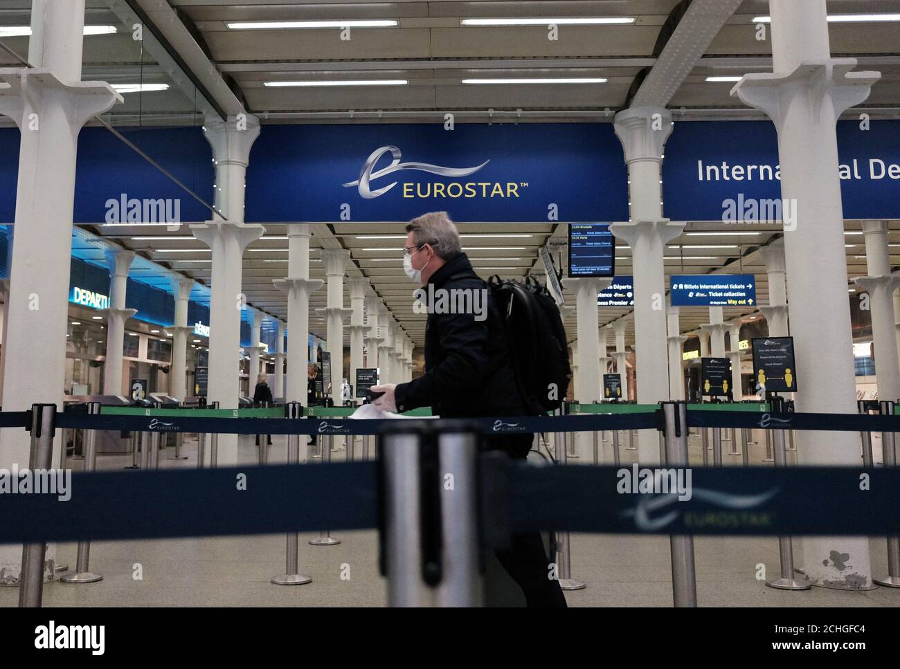 Passengers eurostar international departures hires stock photography