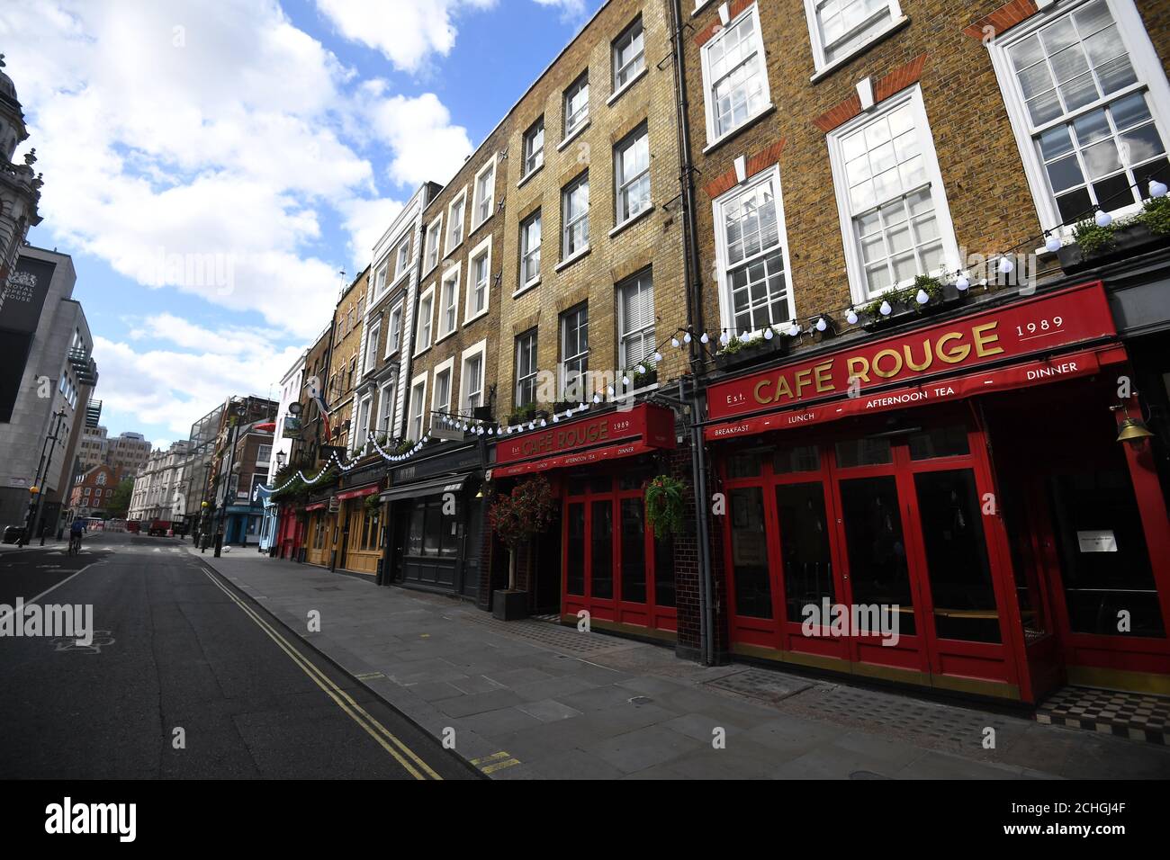 Cafe rouge closed hi res stock photography and images Alamy