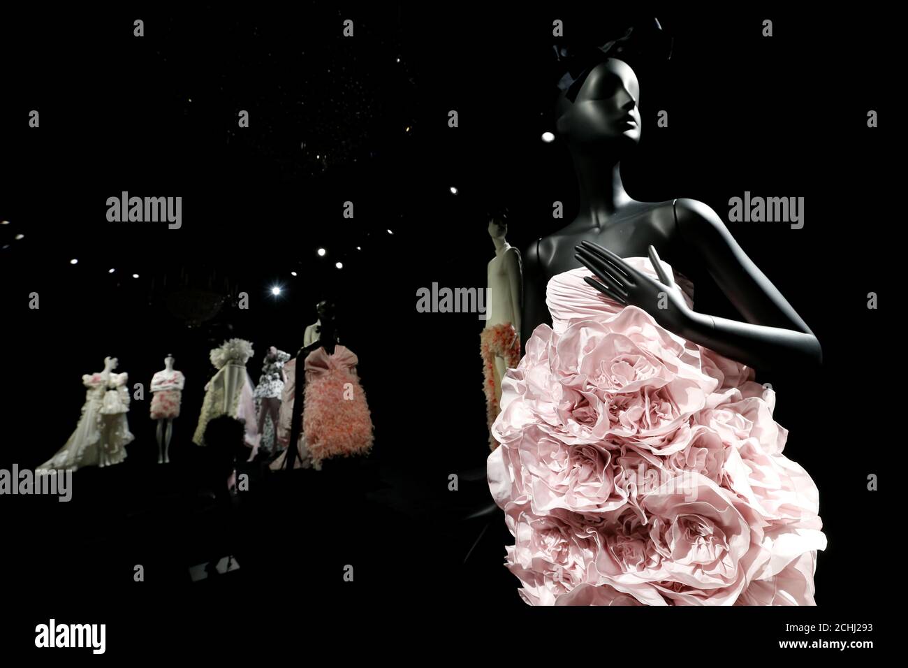 Giambattista Valli Couture High Resolution Stock Photography And Images Alamy