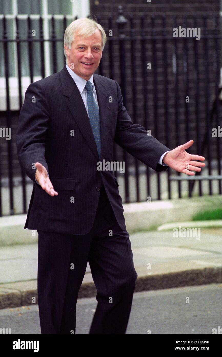 Chris patten and downing street hi-res stock photography and images - Alamy