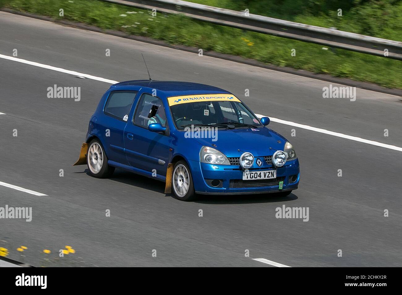 Clio renault sport hi-res stock photography and images - Alamy