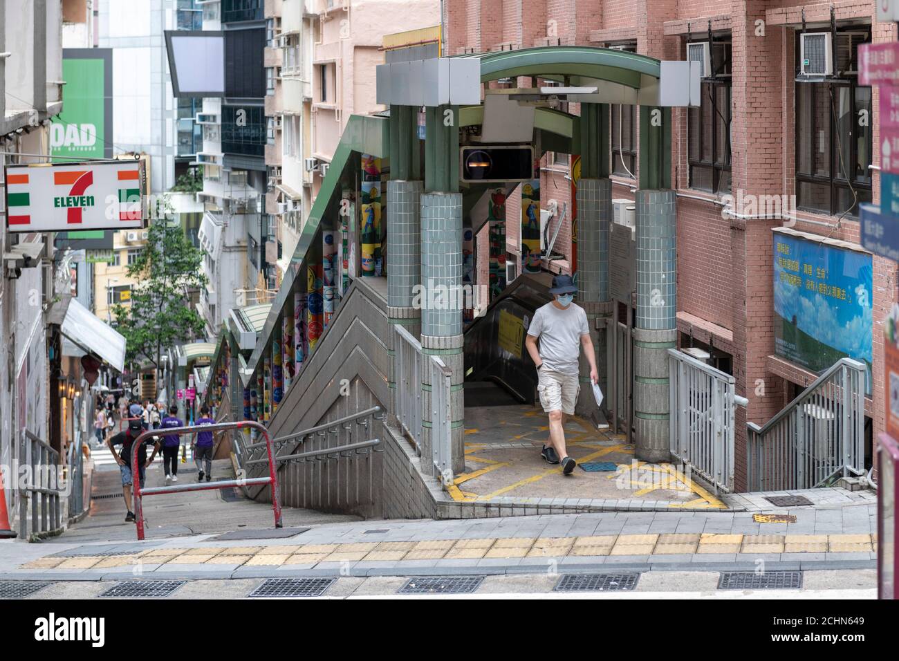 mid level escalator hong kong