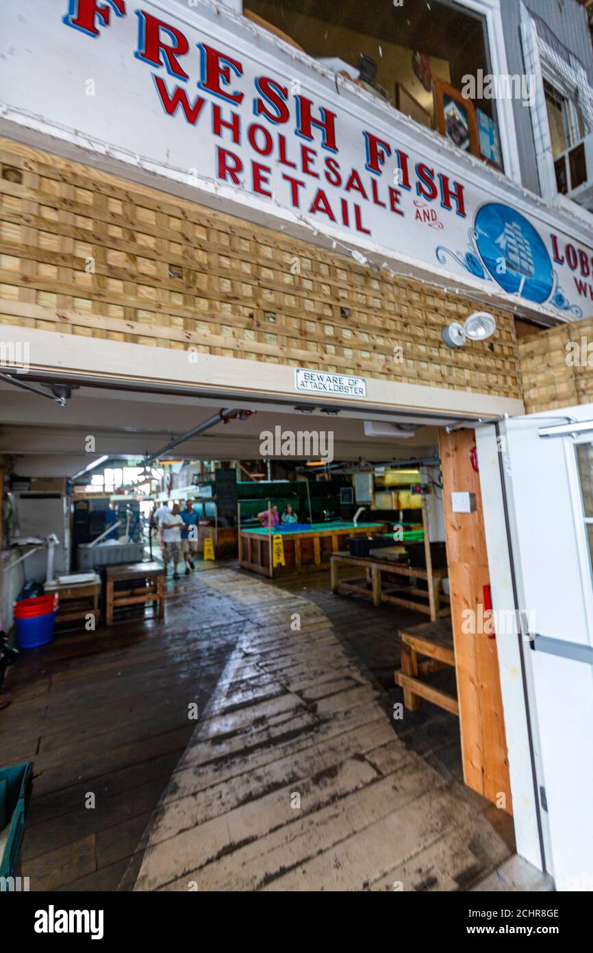 Aquidneck lobster hires stock photography and images Alamy