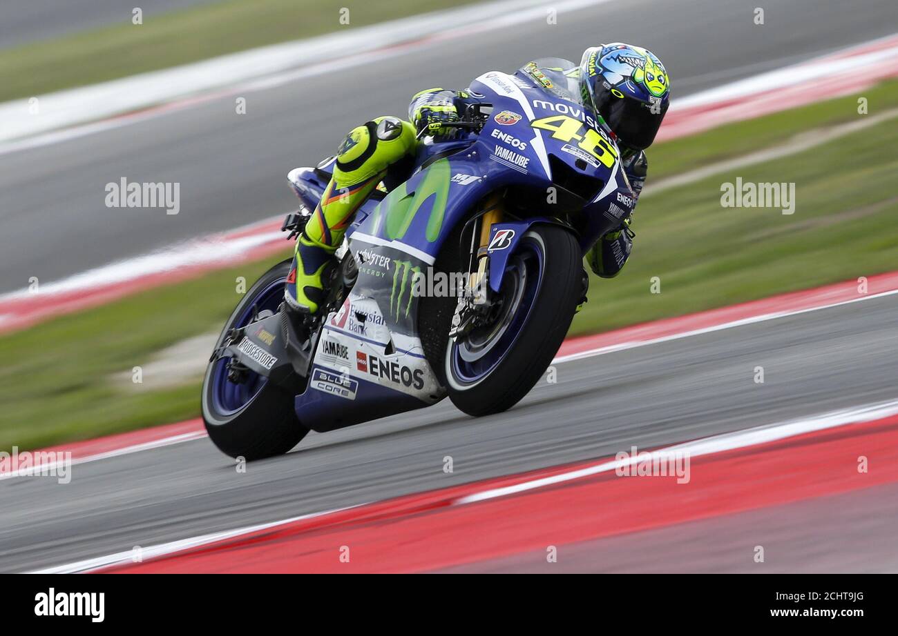 Yamaha MotoGP rider Valentino Rossi of Italy takes a corner during the San  Marino Grand Prix in Misano Adriatico circuit in central Italy, September  13, 2015. REUTERS/Max Rossi Stock Photo - Alamy