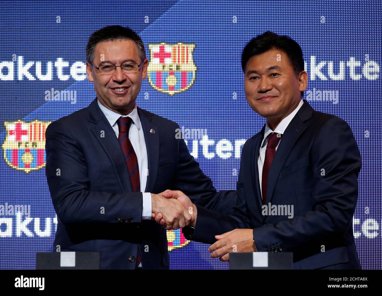 Fc Barcelona S President Josep Maria Bartomeu L And Rakuten S President And Ceo Hiroshi Mikitani Shake Hands After Signing A Contract As Main Sponsor Of Fc Barcelona In Barcelona Spain November 16 16 Fc Barcelona S President Josep Maria Bartomeu L And Rakuten S President And Ceo Hiroshi Mikitani Shake Hands After Signing A Contract As Main Sponsor Of Fc Barcelona In Barcelona Spain November 16 16