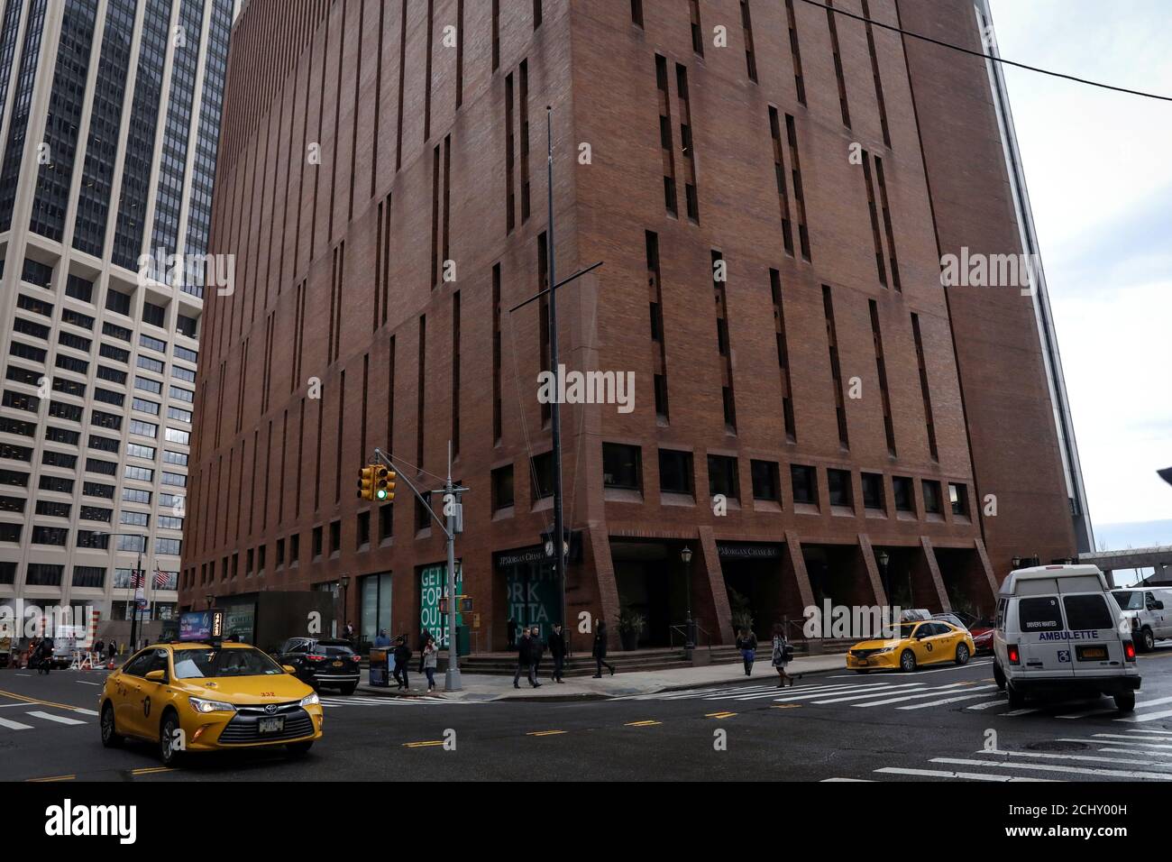 People are seen outside the building where American Media Inc. (AMI) is  headquartered in New York City, New York, U.S., February 8, 2019.  REUTERS/Brendan McDermid Stock Photo - Alamy