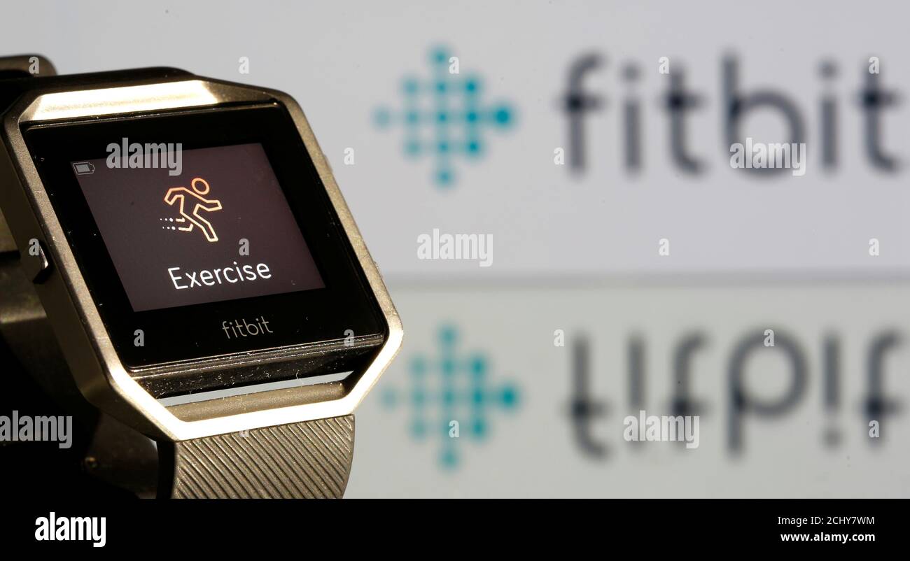 Fitbit blaze hi-res stock photography and images - Alamy