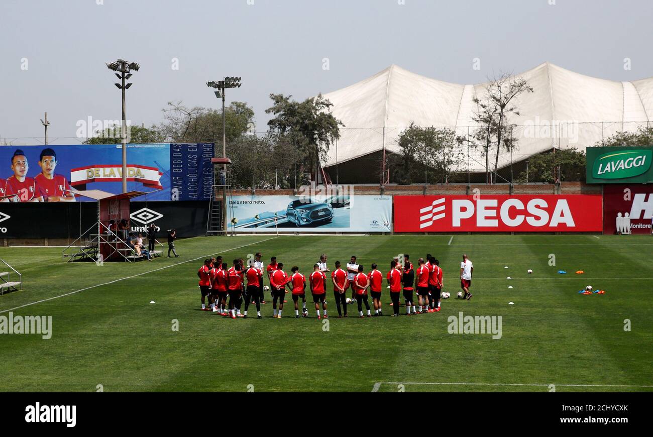 New Zealand Vs Peru Hi Res Stock Photography And Images Alamy