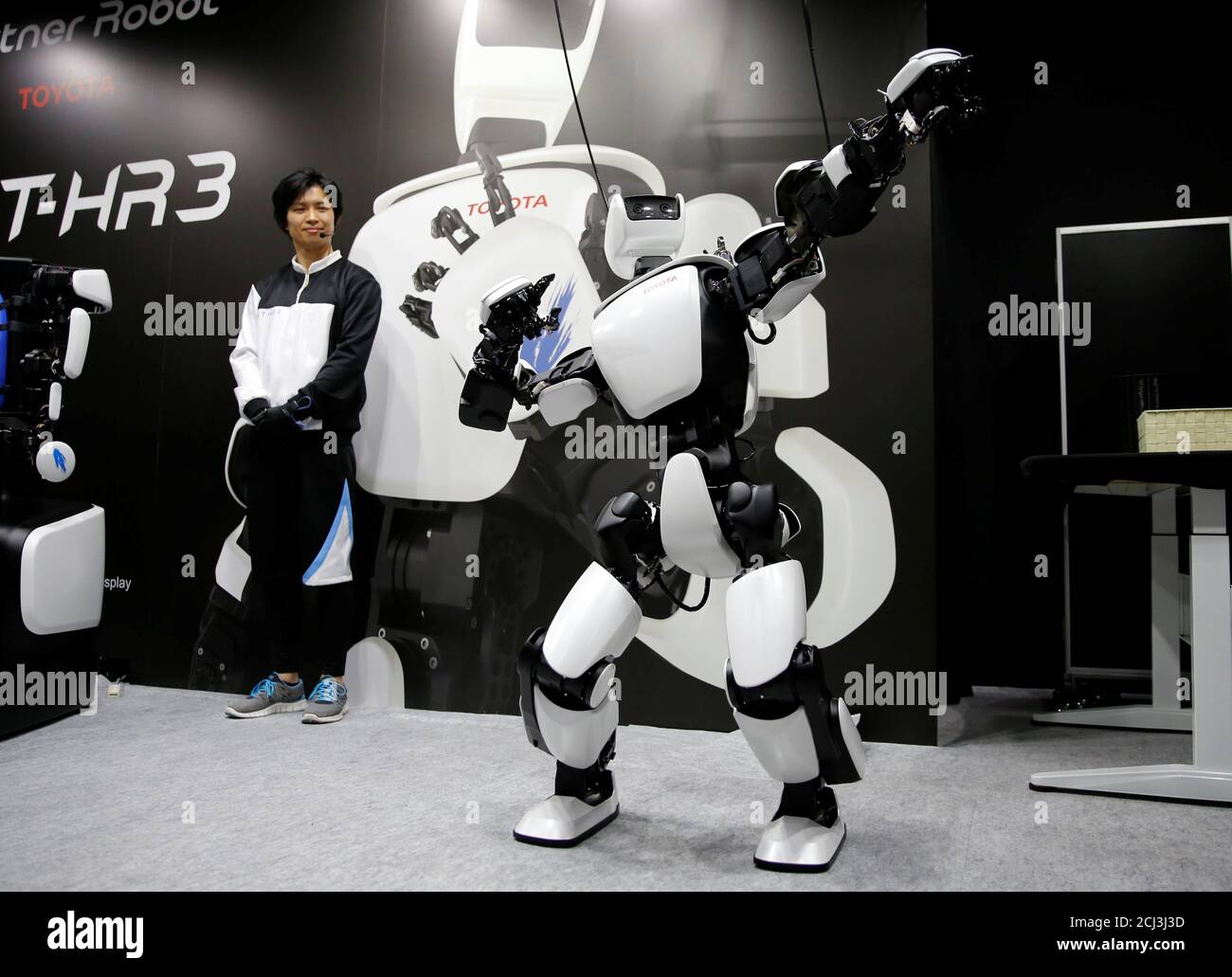 Toyota Motor Corp's third generation humanoid robot, T-HR3 is seen during  its demonstration at the International Robot Exhibition 2017 in Tokyo,  Japan, November 29, 2017. REUTERS/Toru Hanai Stock Photo - Alamy