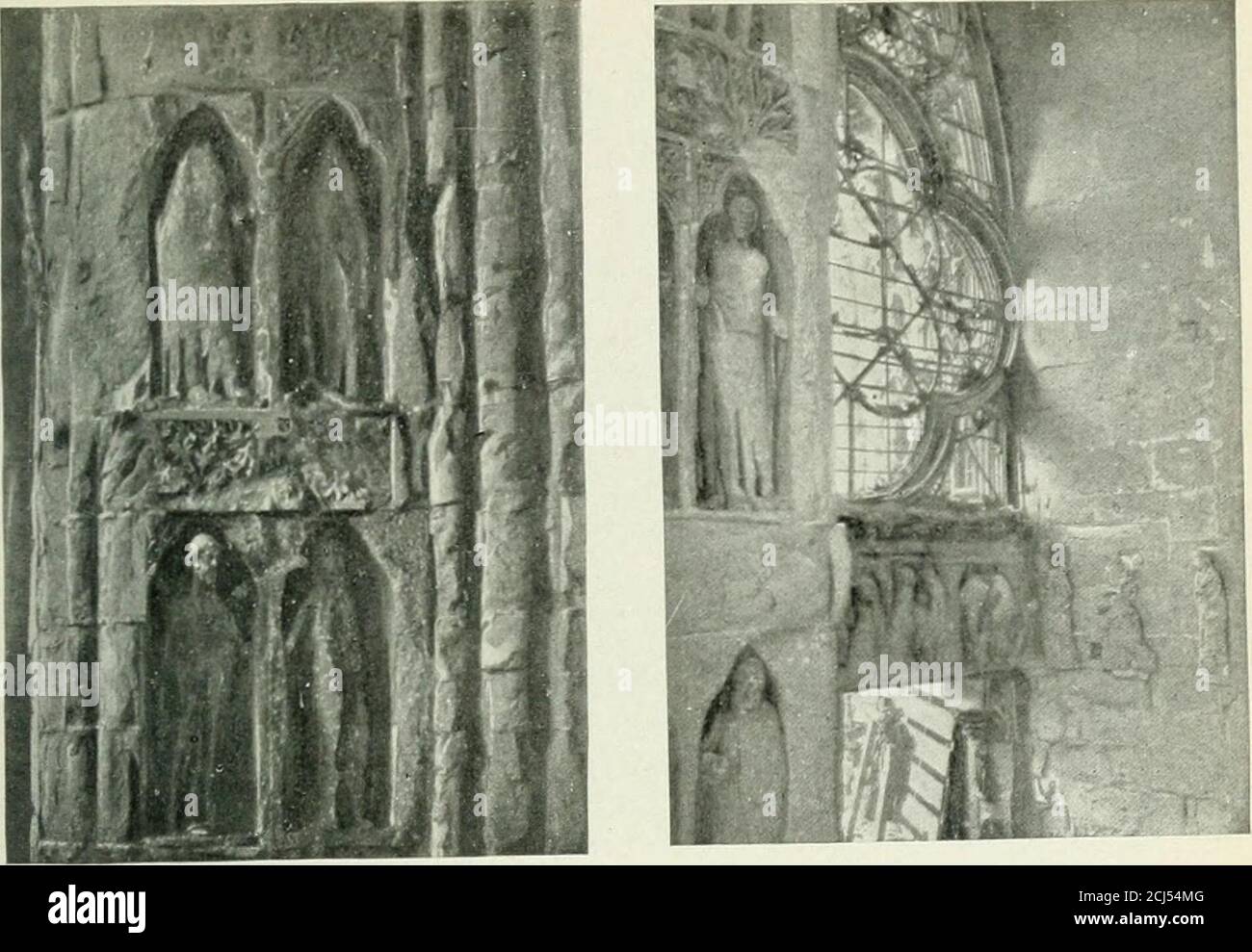 . Rheims and the battles for its possession . REVERSE SIDE OF THE CENTRAL DOOR IN 1914■S&gt;e complete view on p. 52. THE INTERIOR OF THE CATHEDRALThe Inner Western Faqade (See description of the Exterior on pp. 34 to 41.) This is a master-piece. Its sculptural decoration is as unique, and rich asthat of the outer fagade. In the tympanum of the central door a sixteen-leaved rose-window, thestained-glass of which was made shortly before the Revolution, is faced withthree small trefoil rose-windows. At the top of the dividing pillar St. Nicaise, headless, is between twoangels and two armed men p Stock Photo
