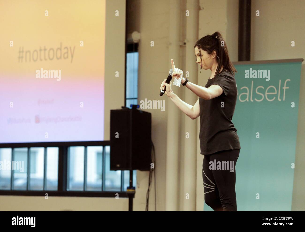 Kelly Herron Speaks To Participants At A Self Defense Class In Seattle Washington U S March 28 17 Herron 36 Became A Folk Hero By Fighting Off A Would Be Rapist In A Public Bathroom