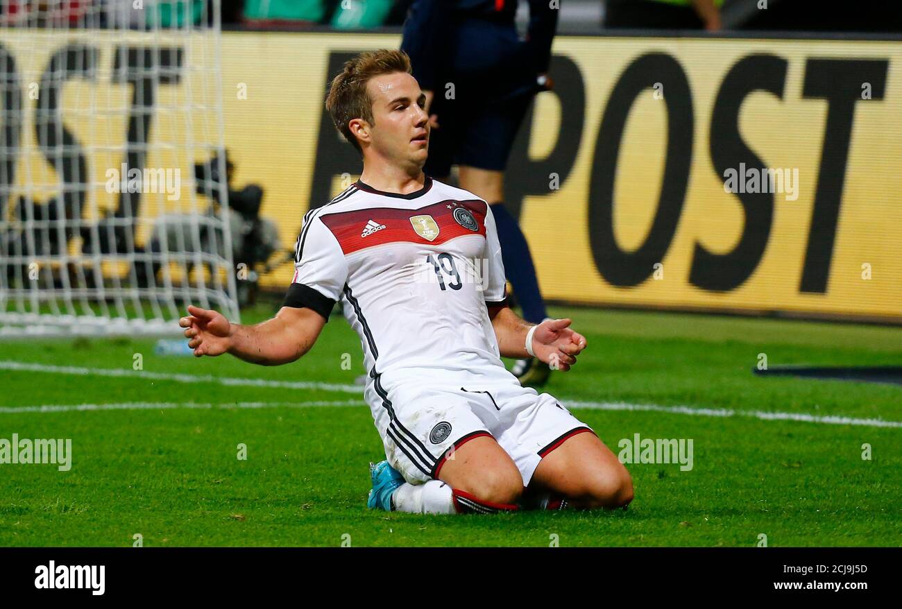 Germany's Mario Goetze celebrates after he scored a goal against Poland during their Euro 2016 qualification match in Frankfurt, Germany, September 4, 2015.     REUTERS/Kai Pfaffenbach Stock Photo