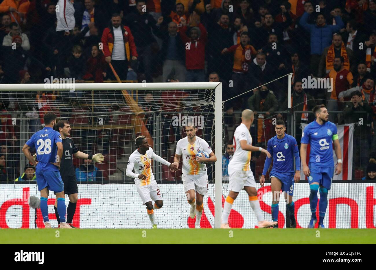 Soccer Football Champions League Group Stage Group D Galatasaray V Fc Porto Ali Sami Yen Spor