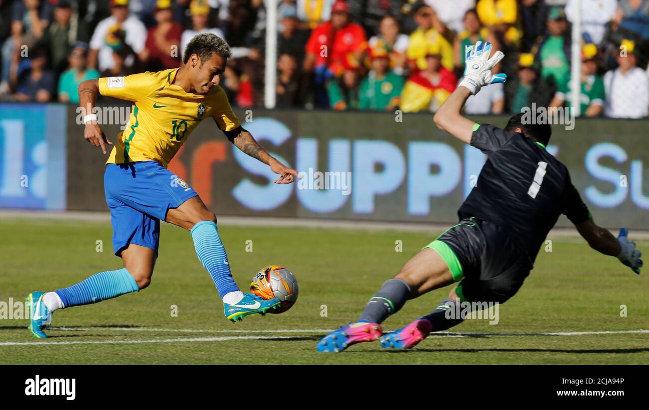 Soccer Football - 2018 World Cup Qualifications - South America - Bolivia v  Brazil - Hernando Siles stadium, La Paz,