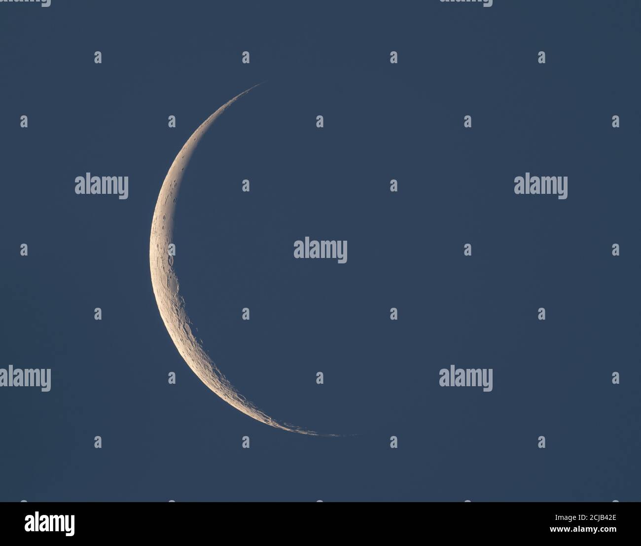 London, UK. 15 September 2020. 7% waning crescent Moon in pre-dawn clear sky above London. Credit: Malcolm Park/Alamy Live News. Stock Photo