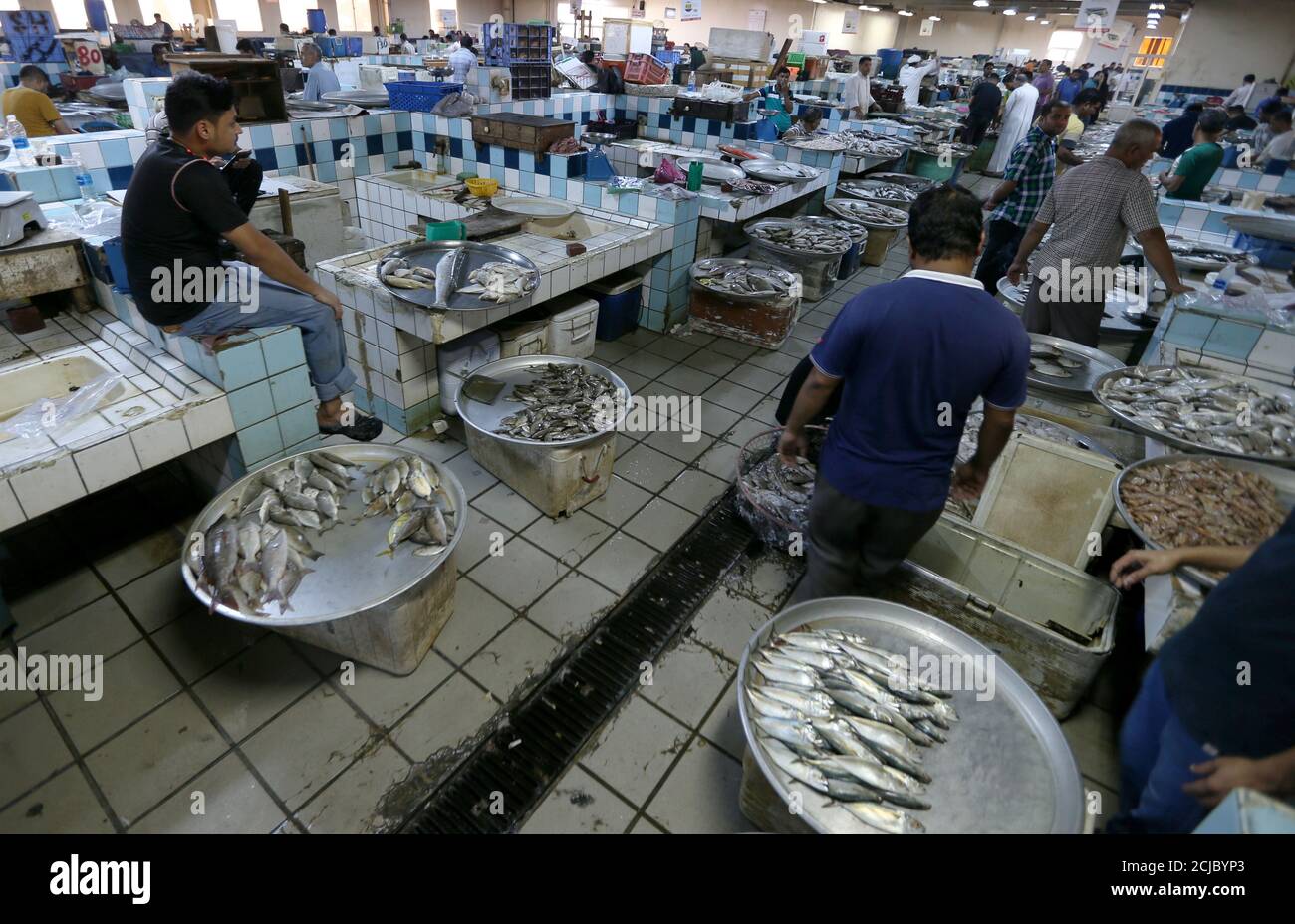 Manama bahrain fish market fish hires stock photography and images Alamy