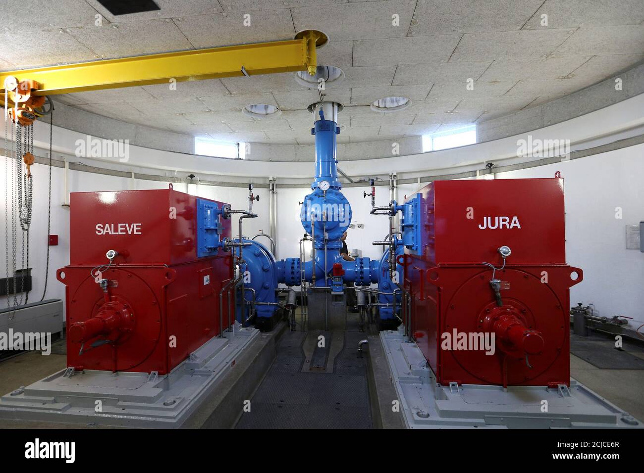 Water jet engines hi-res stock photography and images - Alamy
