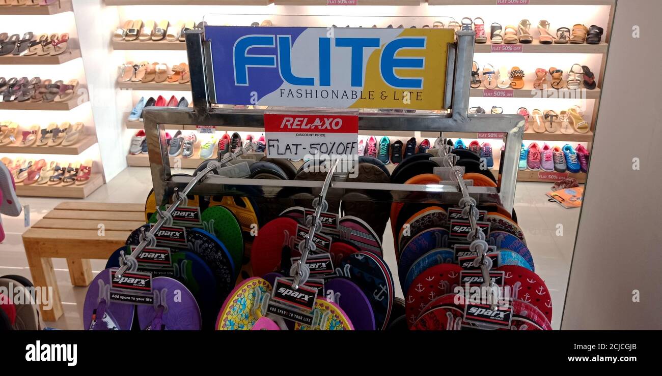India retail salesman hi res stock photography and images Page 4