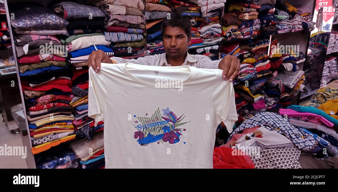 t shirt market in india