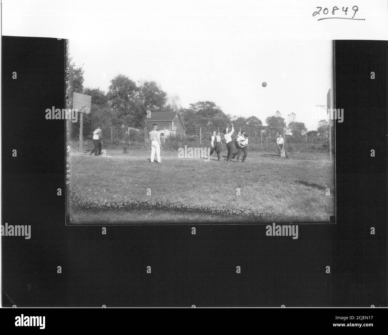 Historical basketball game hires stock photography and images Alamy