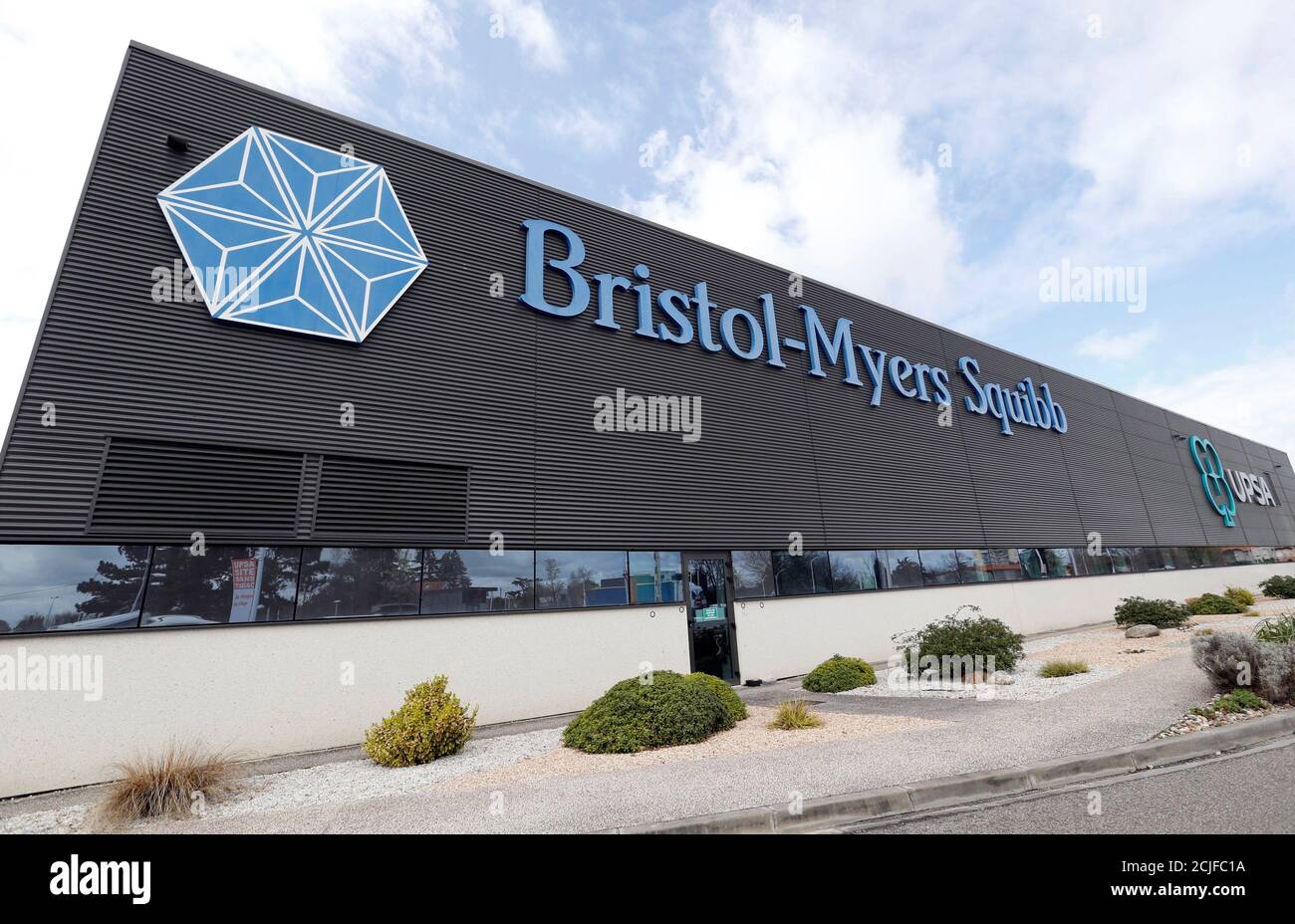 Bristol Myers Squibb Headquarters Hi res Stock Photography And Images 