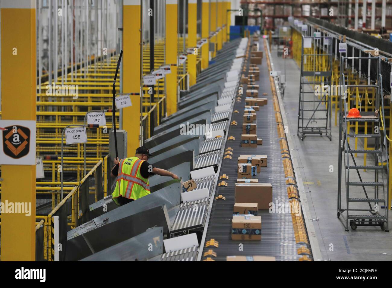 amazon conveyor systems