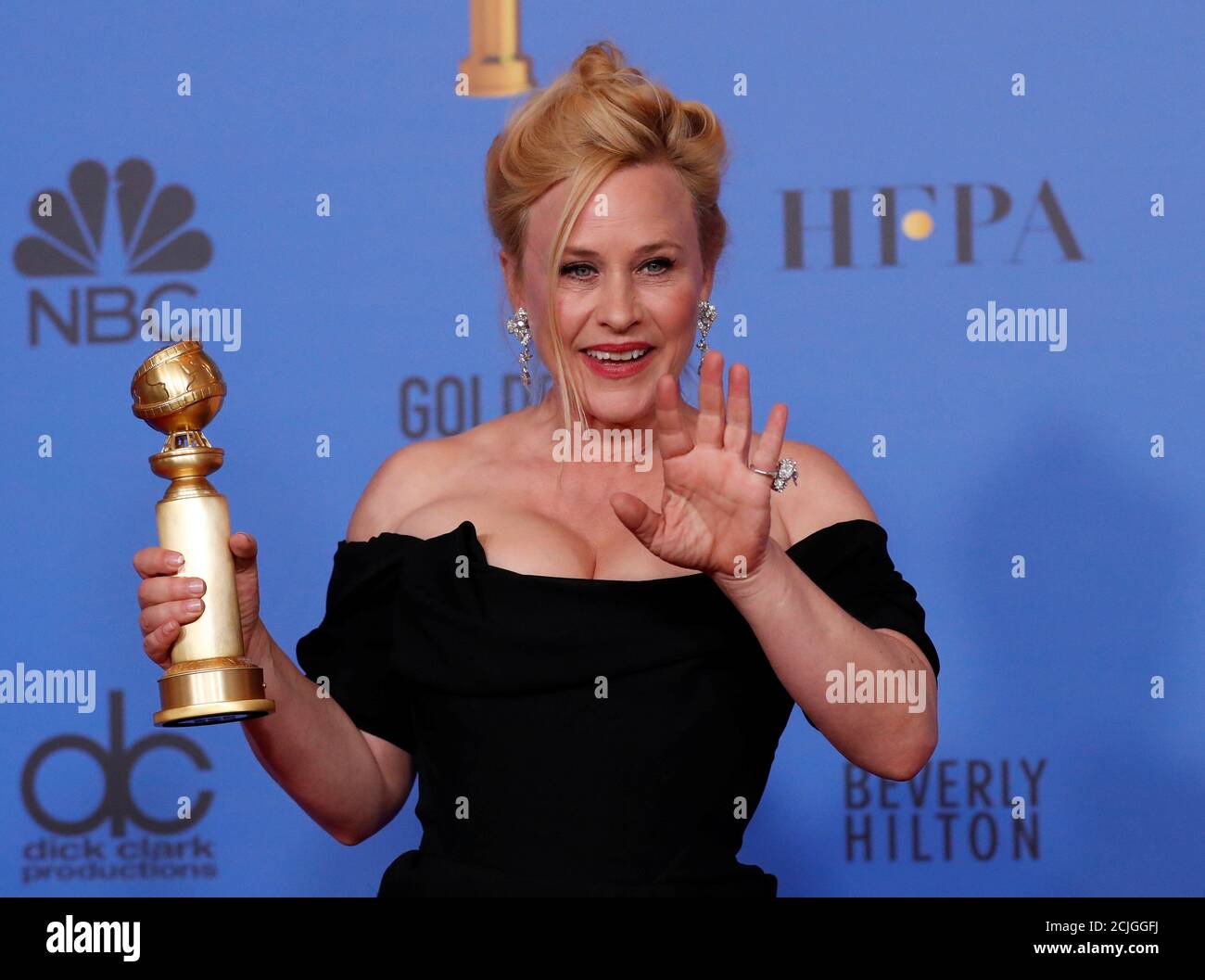 76th Golden Globe Awards - Photo Room - Beverly Hills, California, U.S., January 6, 2019 Patricia Arquette poses backstage with her trophy for Best Performance by an Actress in a Limited Series or Motion Picture Made for Television for 'Ecape at Dannemora'?. REUTERS/Mario Anzuoni Stock Photo