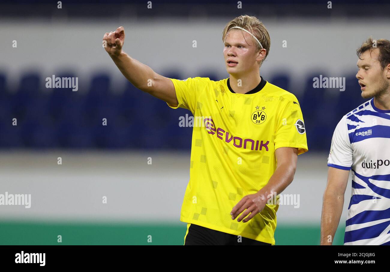 Page 14 - Erling Haaland Borussia Dortmund High Resolution Stock  Photography and Images - Alamy