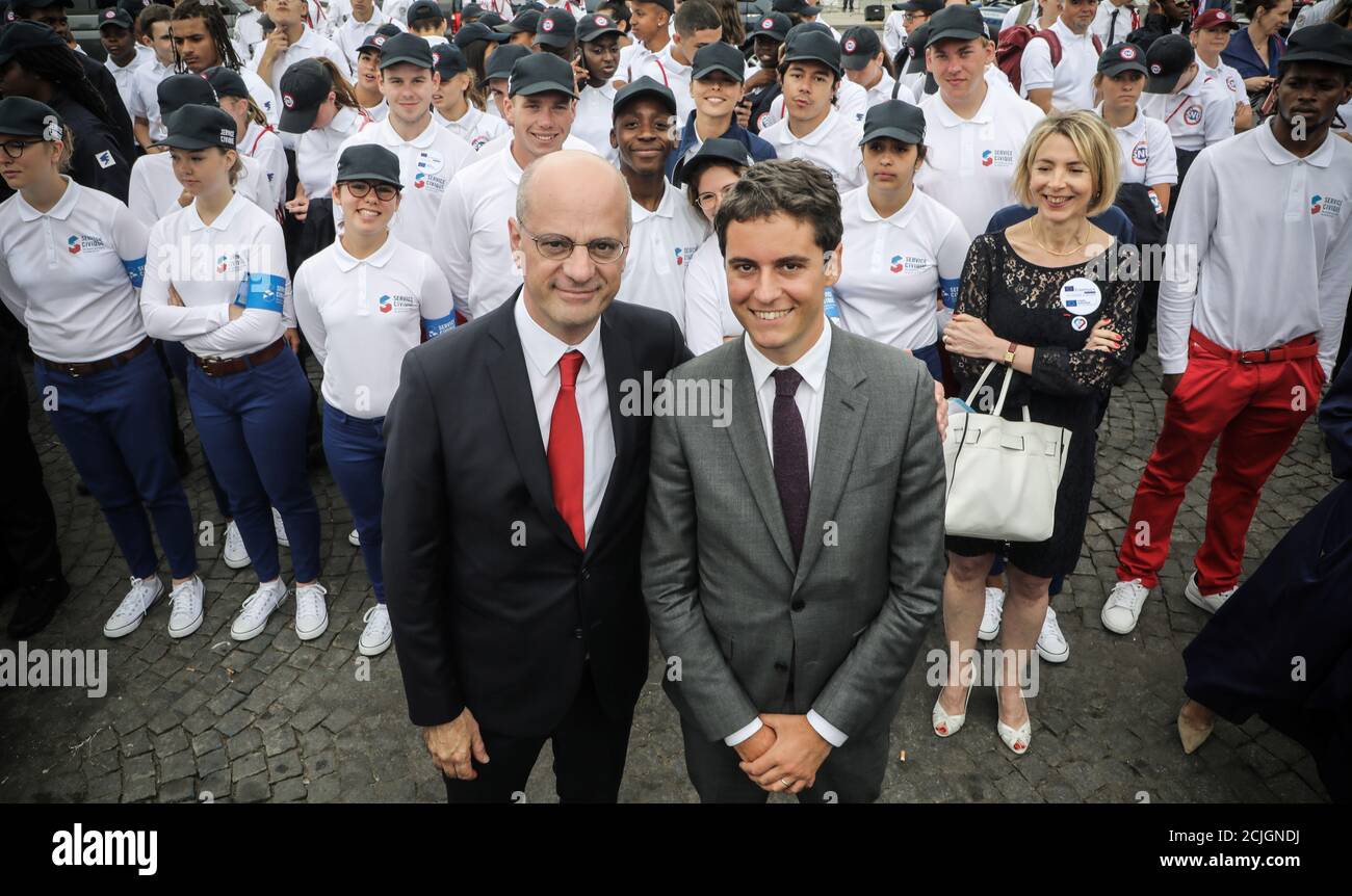Service national universel hires stock photography and images Alamy
