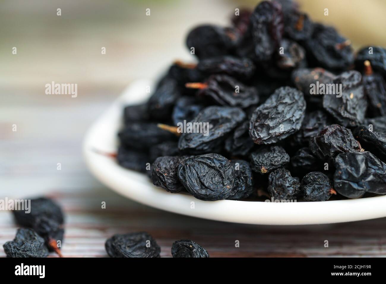 изюм по английски