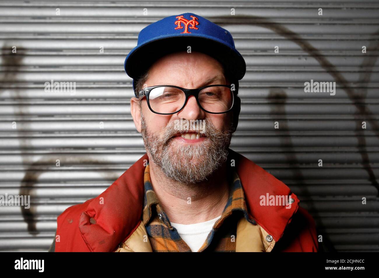 superstición Proverbio Oponerse a Co-founder of Vice Media and Vice Magazine Gavin McInnes poses for a photo  as he attends the New York screening of the Mike Cernovich film "Hoaxed" in  Manhattan in New York City,