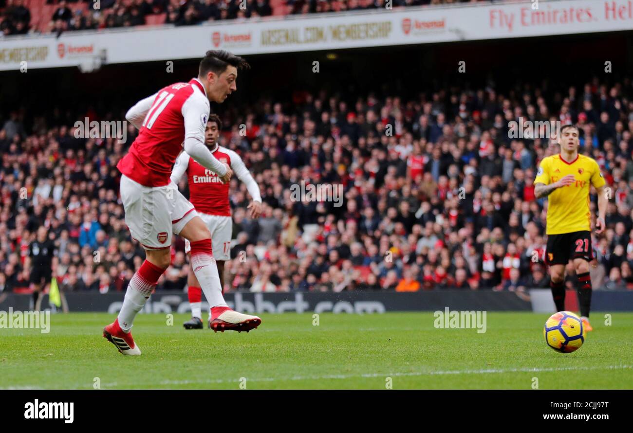 Soccer Football - Premier League - Arsenal vs Watford - Emirates Stadium, London, Britain - March 11, 2018 Arsenal's Mesut Ozil misses a chance to score REUTERS/Eddie Keogh EDITORIAL USE ONLY. No use with unauthorized audio, video, data, fixture lists, club/league logos or "live" services. Online in-match use limited to 75 images, no video emulation. No use in betting, games or single club/league/player publications. Please contact your account representative for further details. Stock Photo