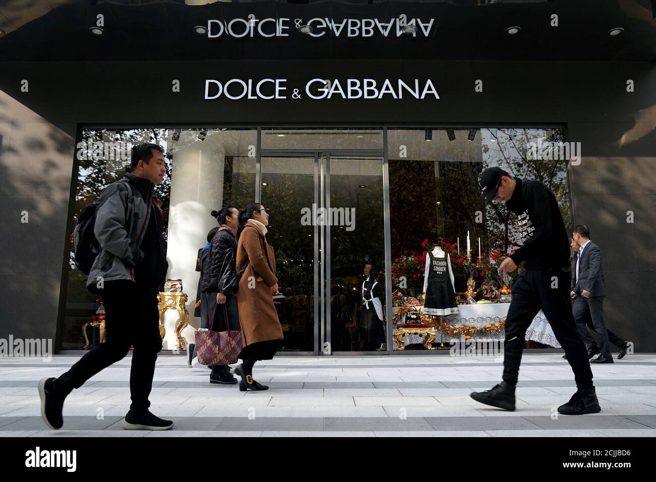 dolce and gabbana song