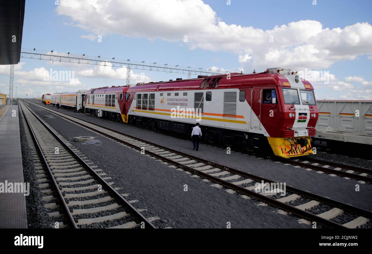 standard gauge train