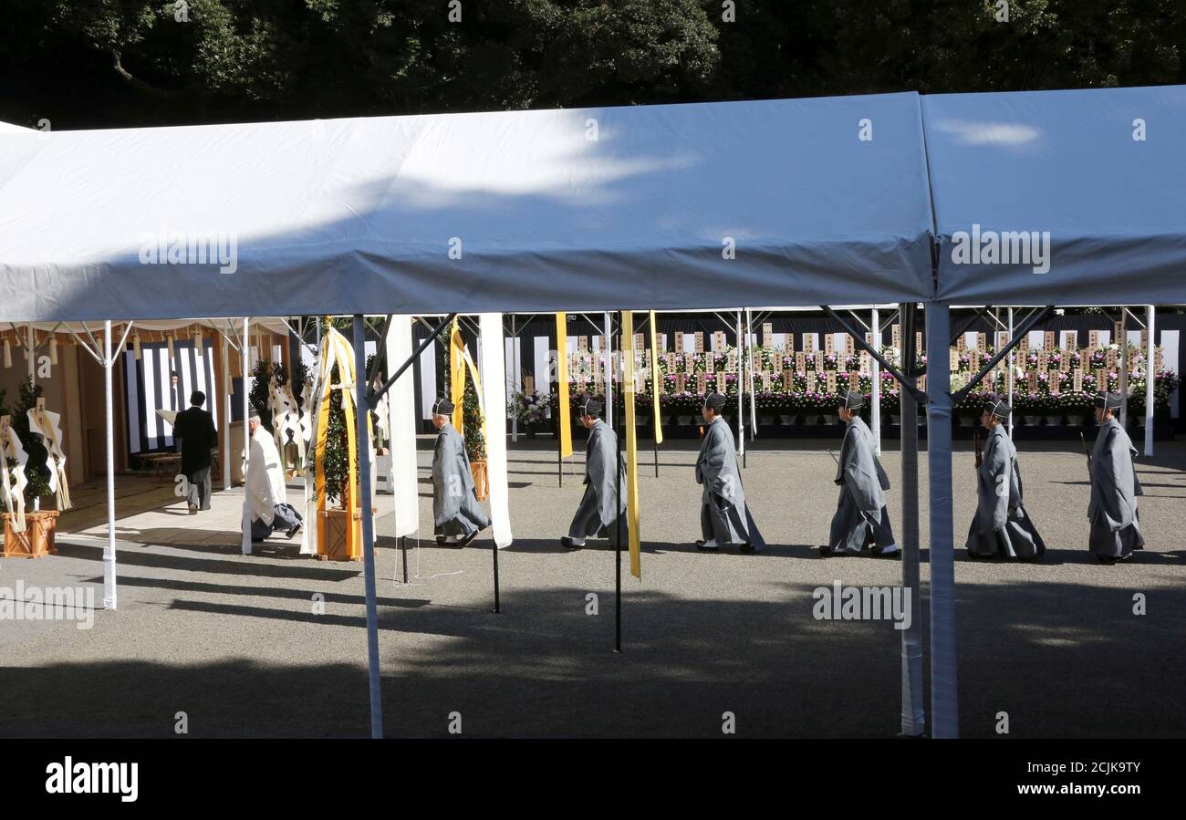 Hirohito funeral hires stock photography and images Alamy