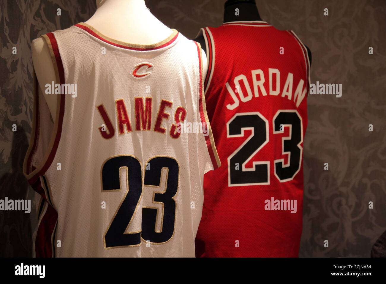 lebron bulls jersey