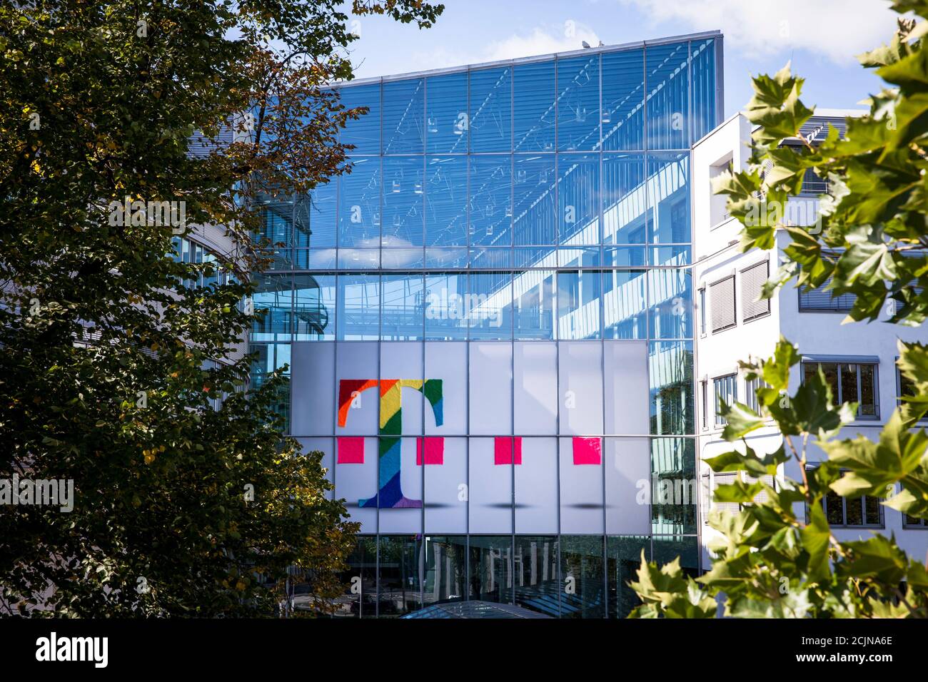 Deutsche Telekom headquarters on Friedrich-Ebert-Allee, Bonn, North Rhine-Westphalia, Germany.  Deutsche Telekom Konzernzentrale an der Friedrich-Eber Stock Photo