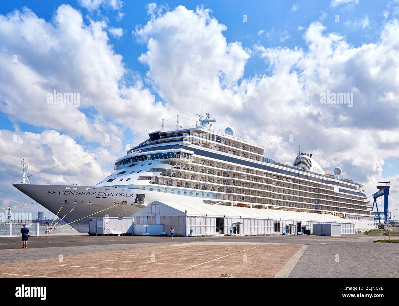 Cruise Port Boarding High Resolution Stock Photography And Images Alamy