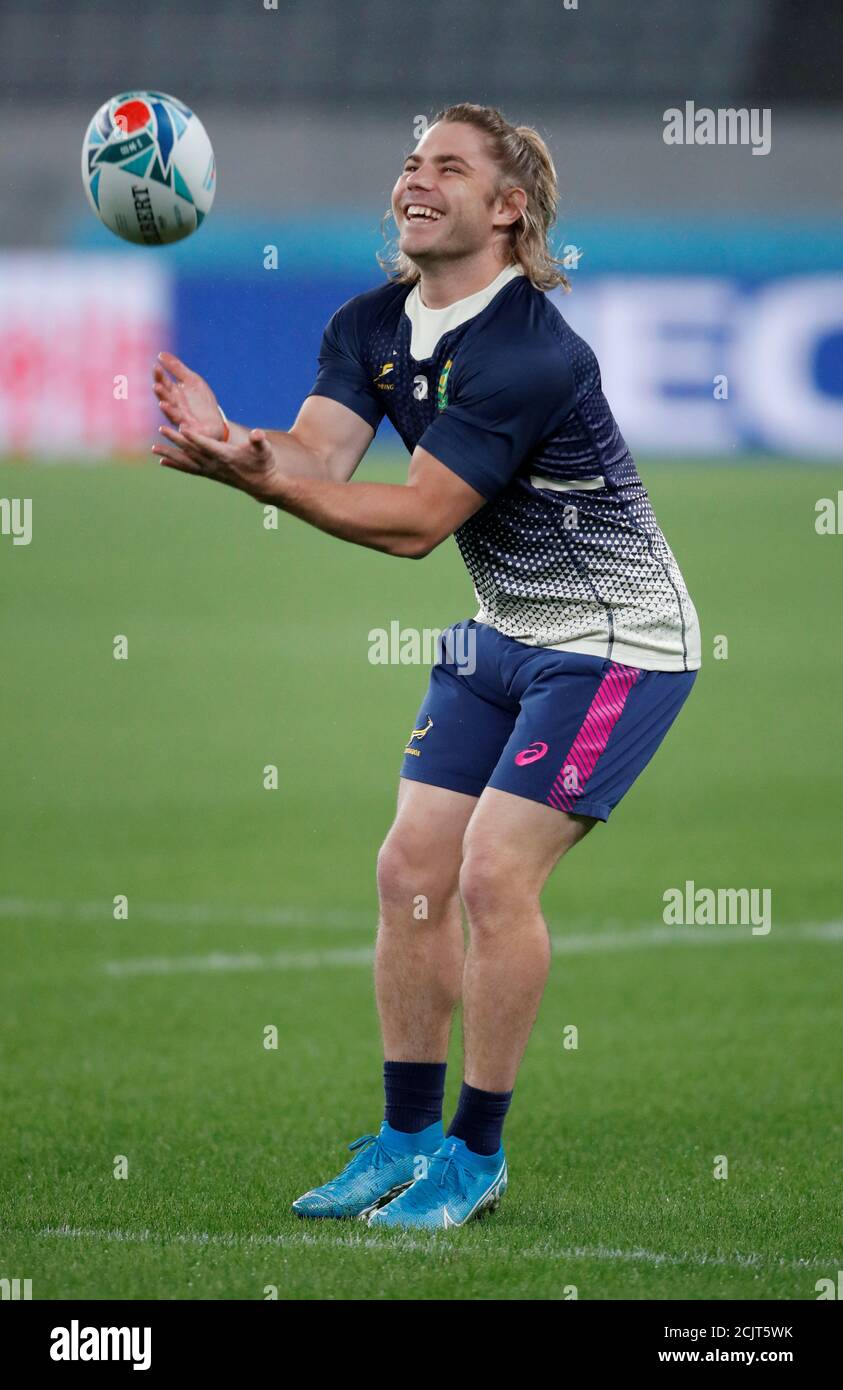 Rugby World Cup - South Africa Captain's Run - Tokyo Stadium, Tokyo, Japan  - October 18, 2019 South Africa's Faf de Klerk during the captain's run  REUTERS/Matthew Childs Stock Photo - Alamy