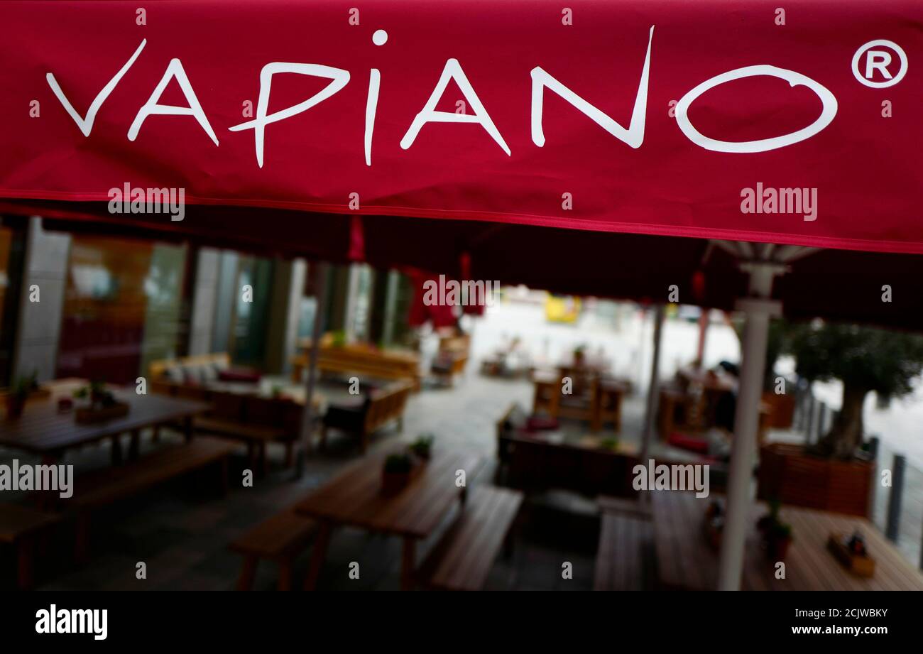 Vapiano High Resolution Stock Photography And Images Alamy