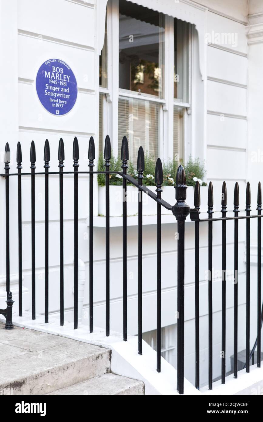 Bob Marley, singer and songwriter lived here in 1997, English Heritage  Blue plaque Stock Photo