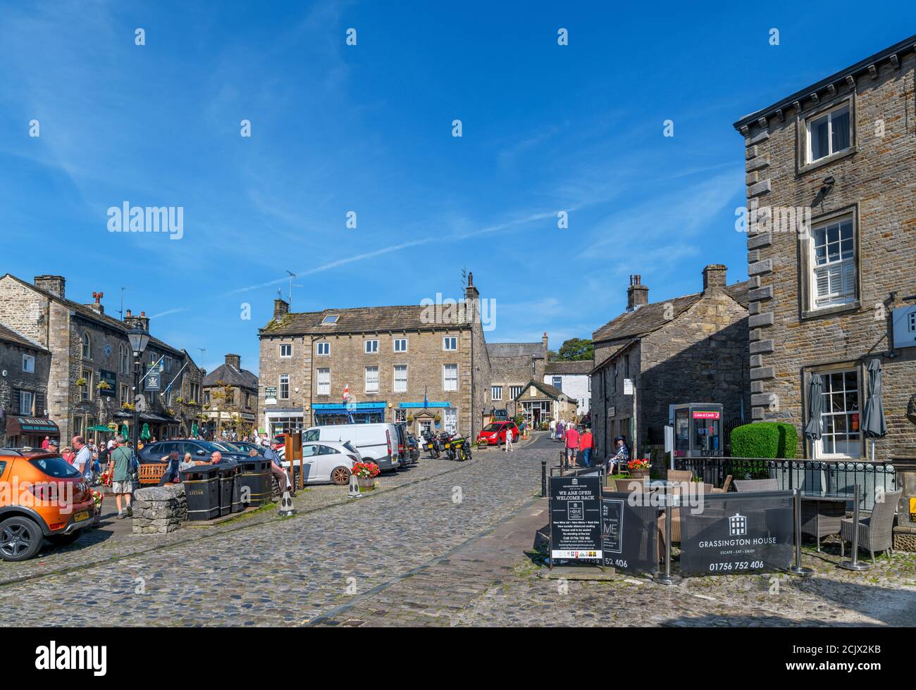 The Square in the traditional English village of Grassington, Yorkshire Dales National Park, North Yorkshire, England, UK. Stock Photo