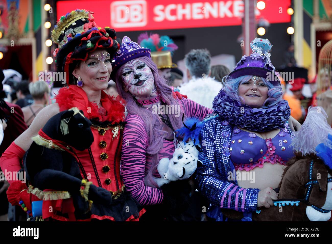 Life ball vienna hi-res stock photography and images - Page 2 - Alamy
