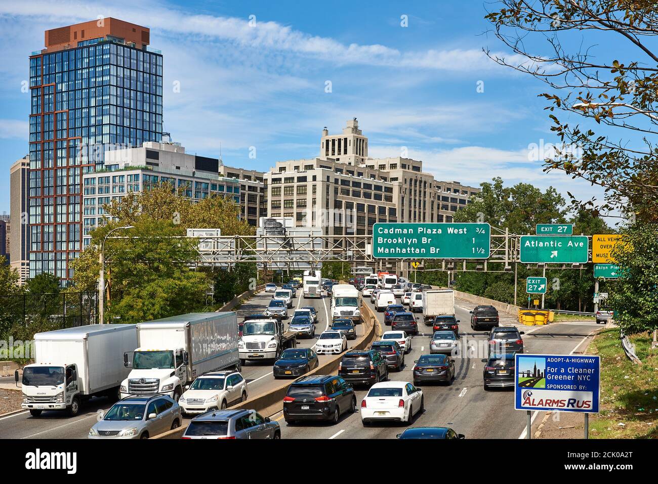 Traffic on brooklyn queens expressway hires stock photography and