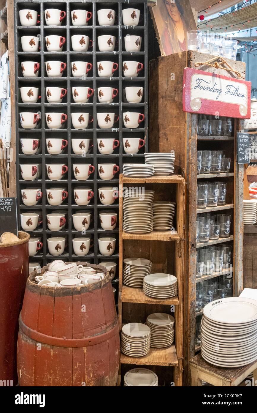 Fishs Eddy Home Goods Store, NYC Stock Photo Alamy