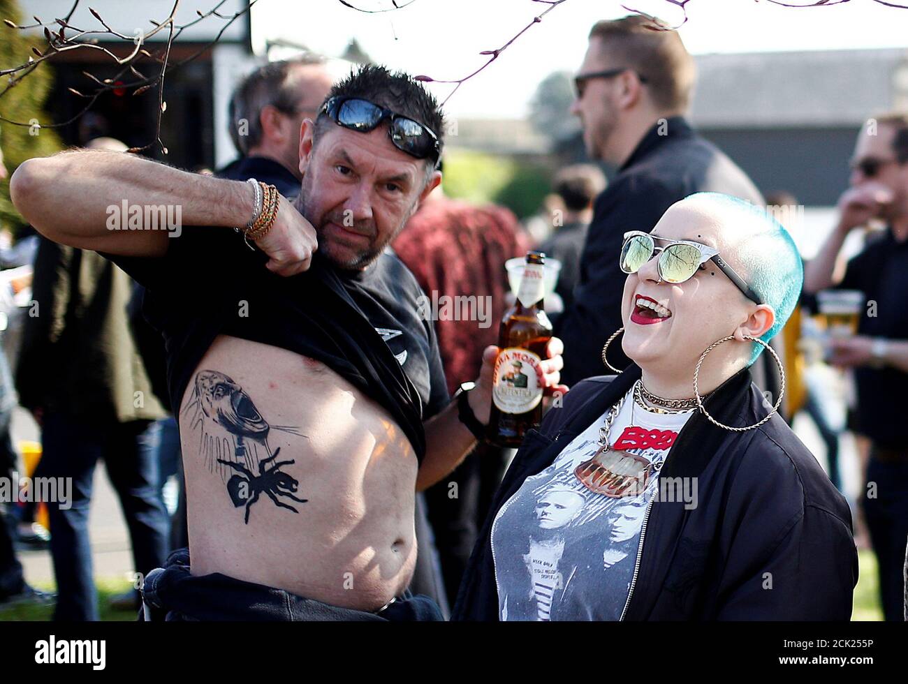 кит панк. Keith flint 2002. холоу кити панк эстетика. большой ирокез. 90s aesthetic грандж томбой.