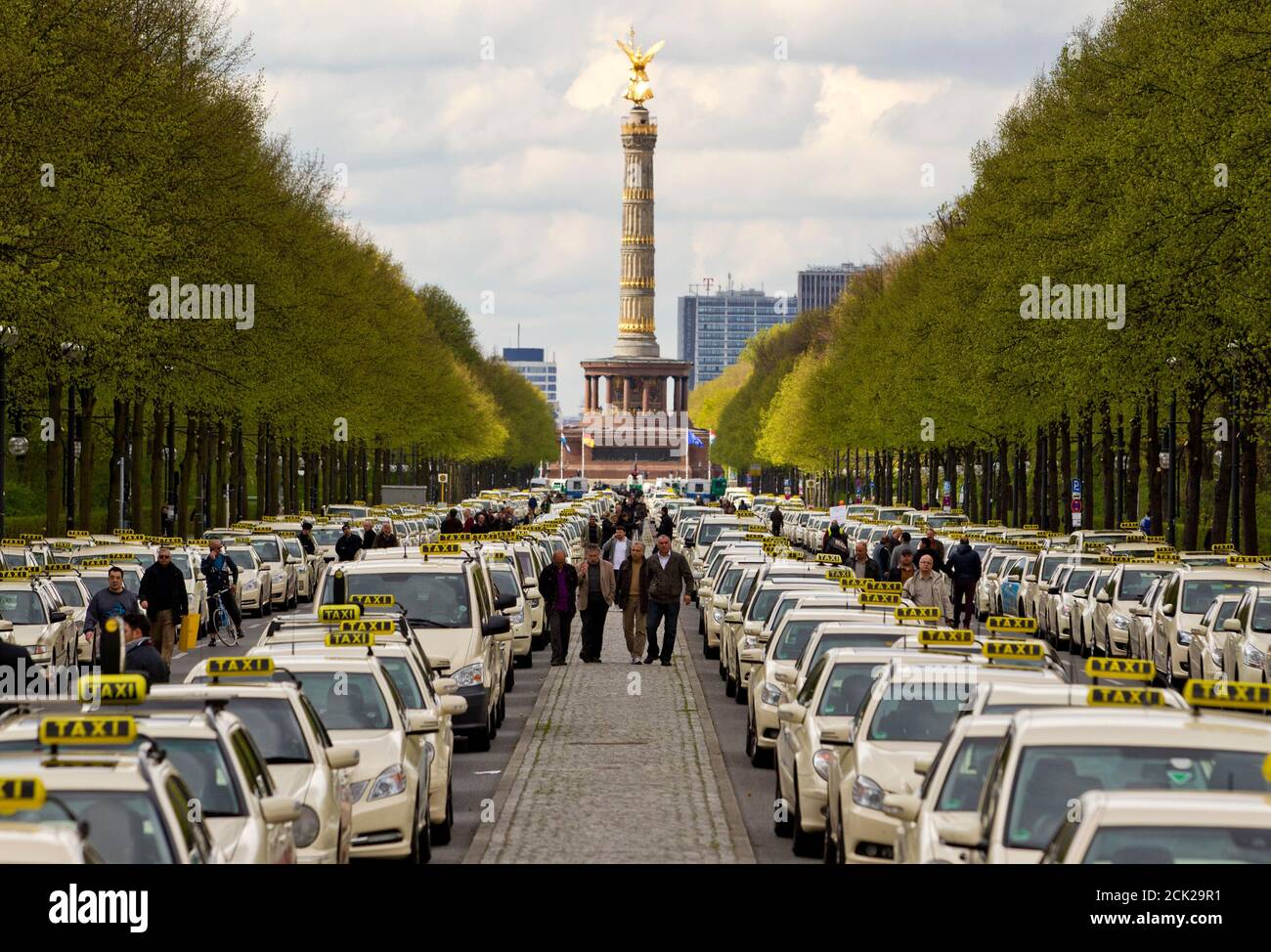 airport taxi berlin high resolution stock photography and images alamy