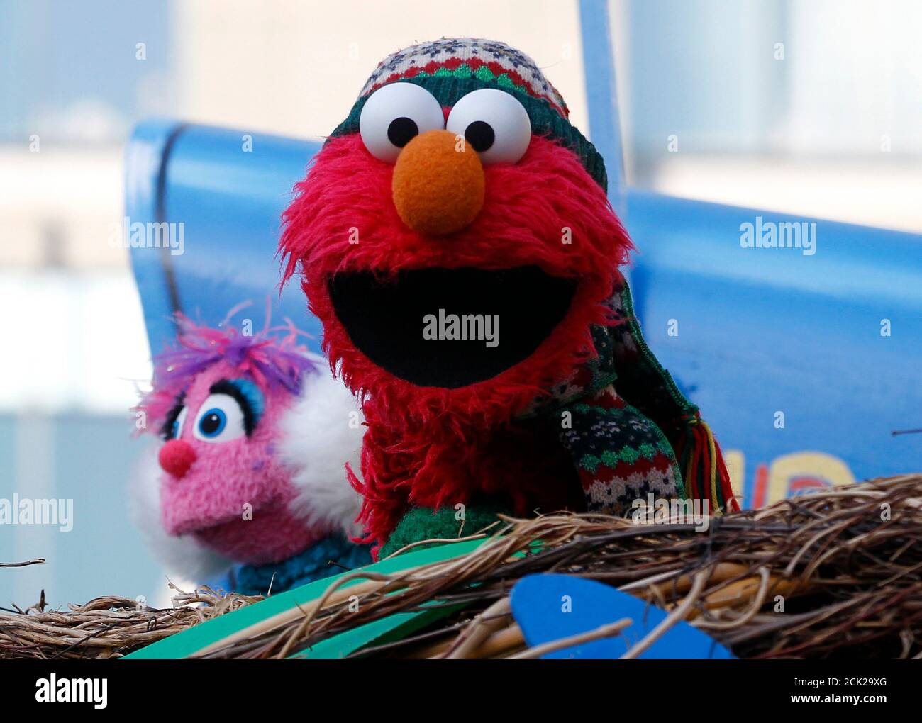 Elmo muppet hi-res stock photography and images - Alamy