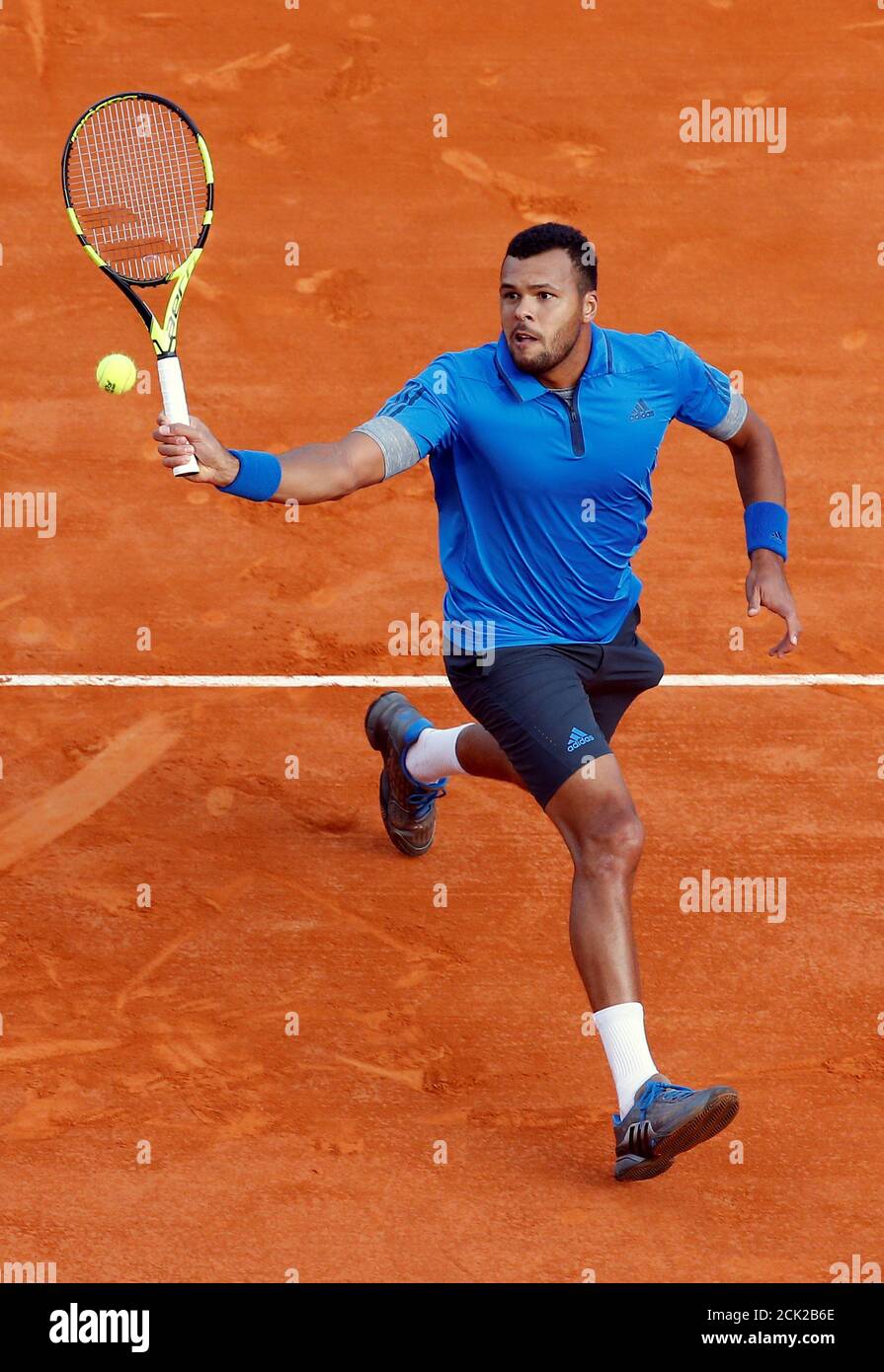 Tennis - Monte Carlo Masters - Monaco, 14/04/2016. Jo-Wilfried Tsonga of  France plays a shot to his compatriot Lucas Pouille. REUTERS/Eric Gaillard  Stock Photo - Alamy